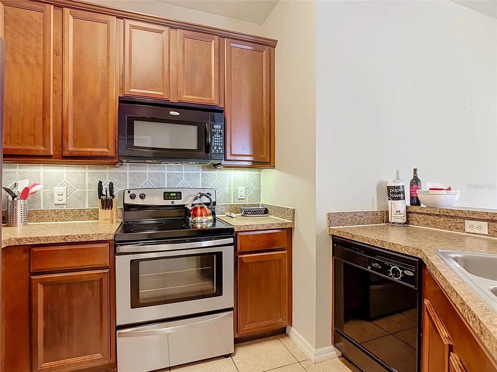 2742 OAKWATER 5