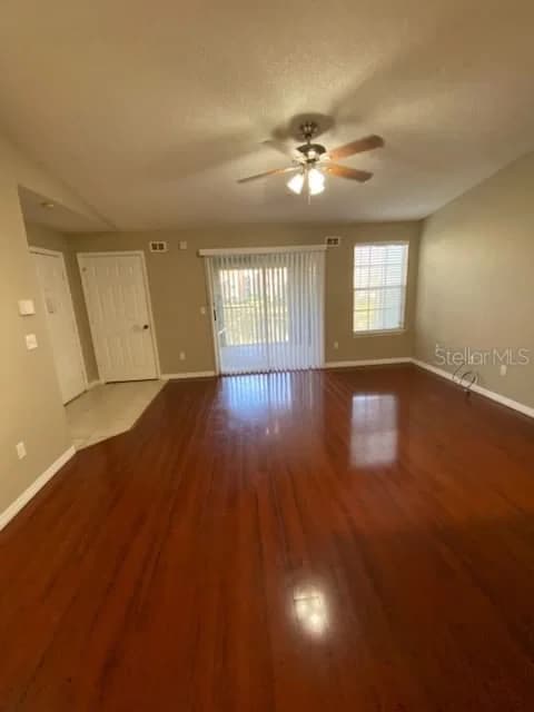 5028 PARK CENTRAL 5