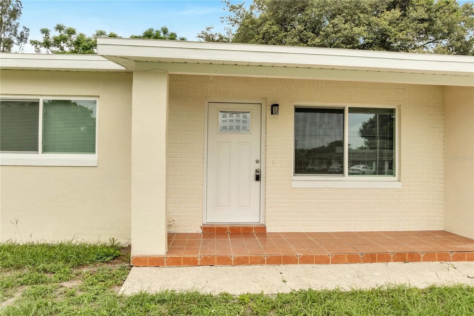 1040 SAN LUIS 4