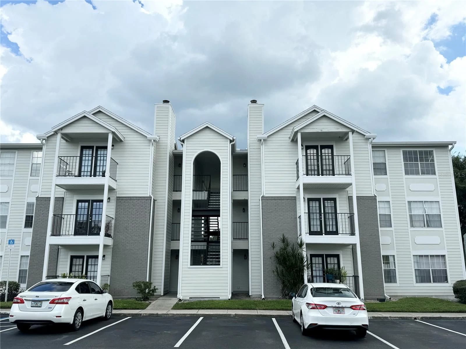2550 ALAFAYA, Orlando, FL 32826