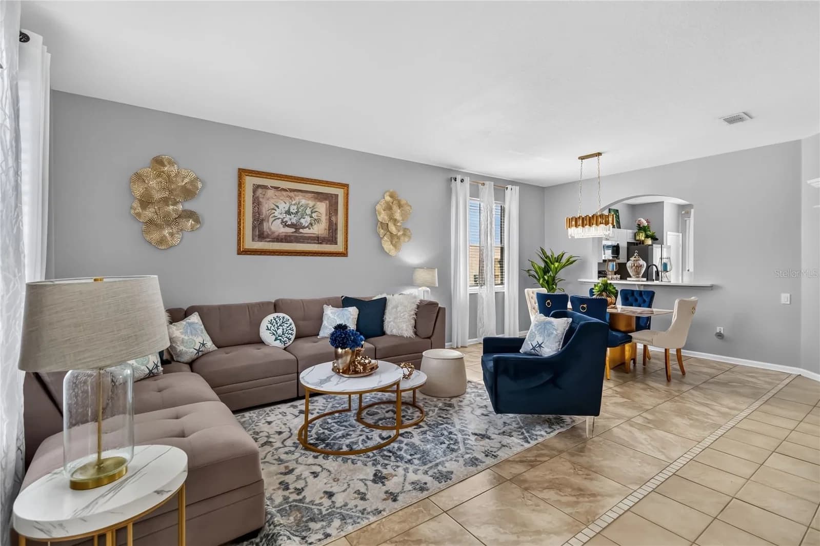 8006 KING PALM 5