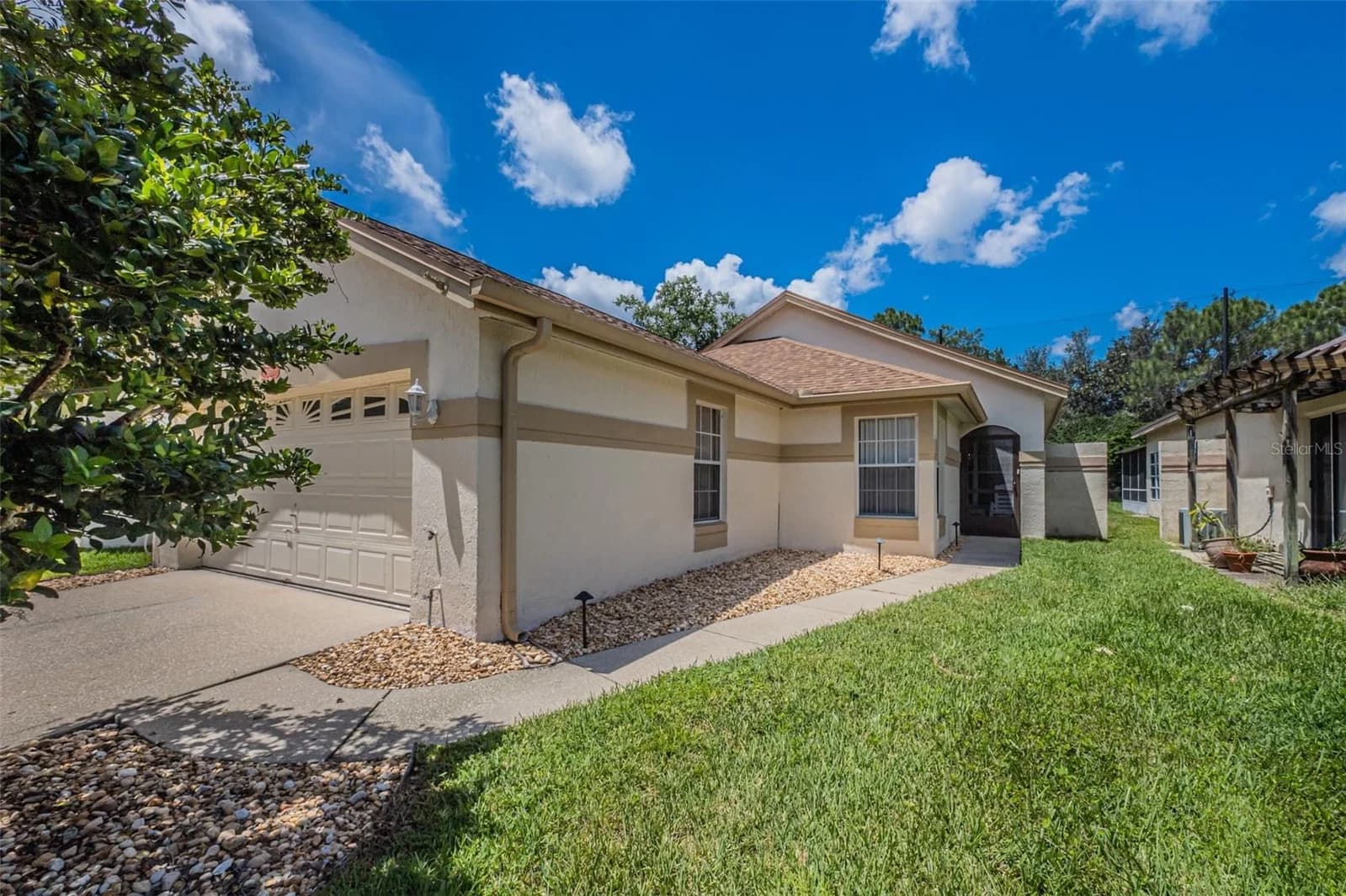 11624 PEACH GROVE 3