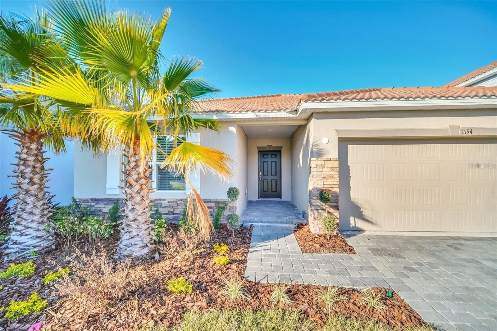 1154 OAK BLUFF 2
