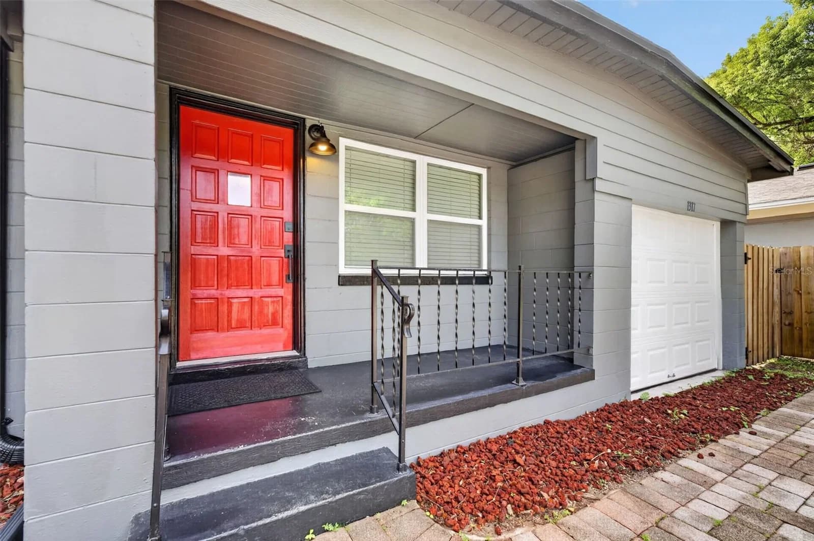 1317 CLOVERLAWN 2