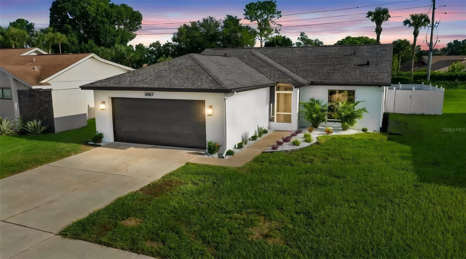 5207 DESMOND, Orlando, FL 32821
