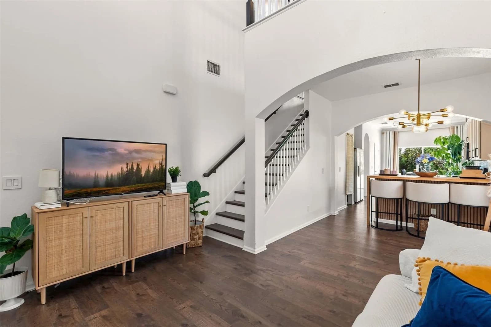 16424 CEDAR CREST 5