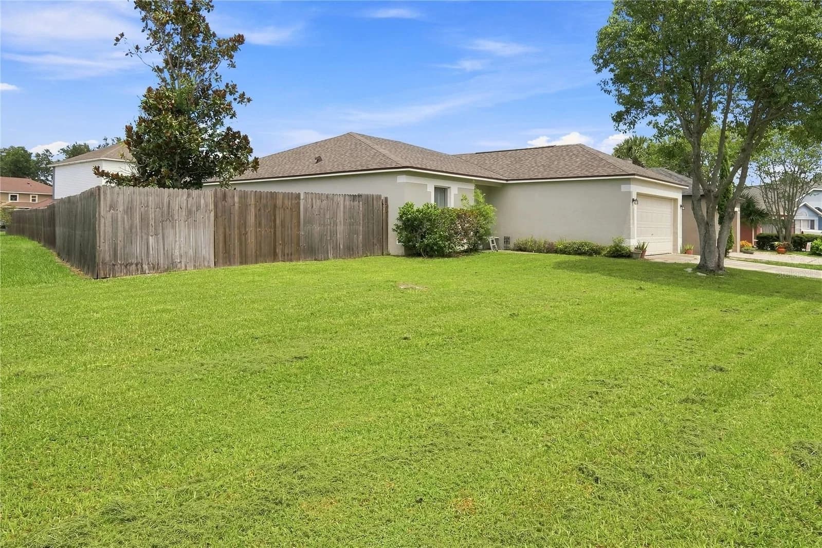 4243 MENDENWOOD 2