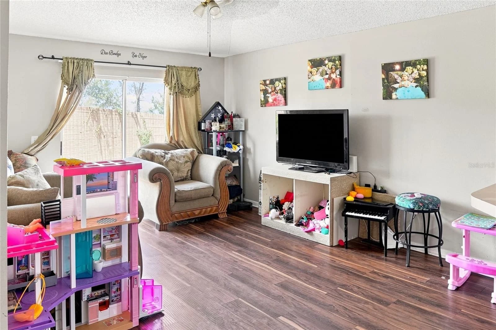 4243 MENDENWOOD 3