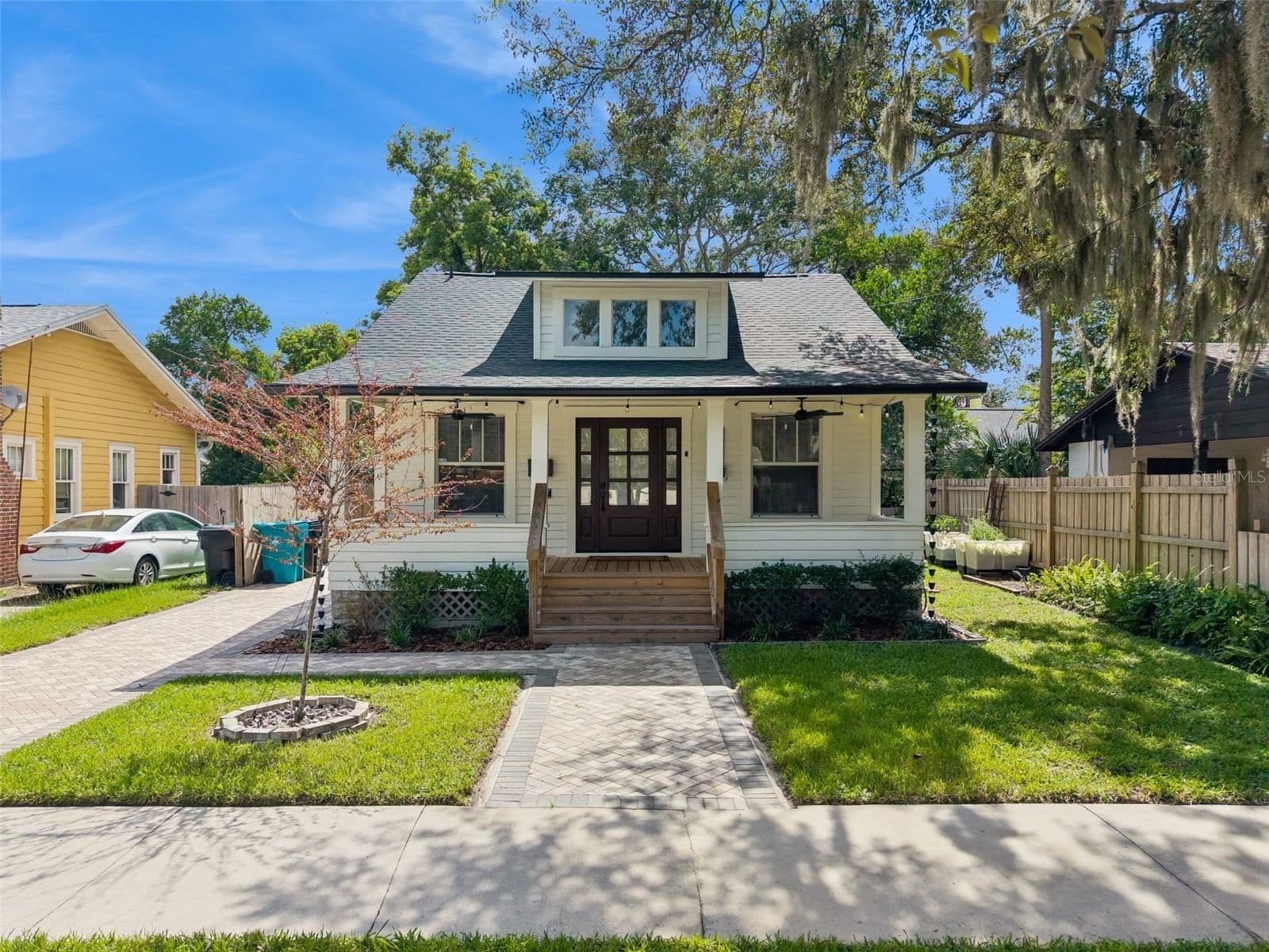 809 HYER, Orlando, FL 32803