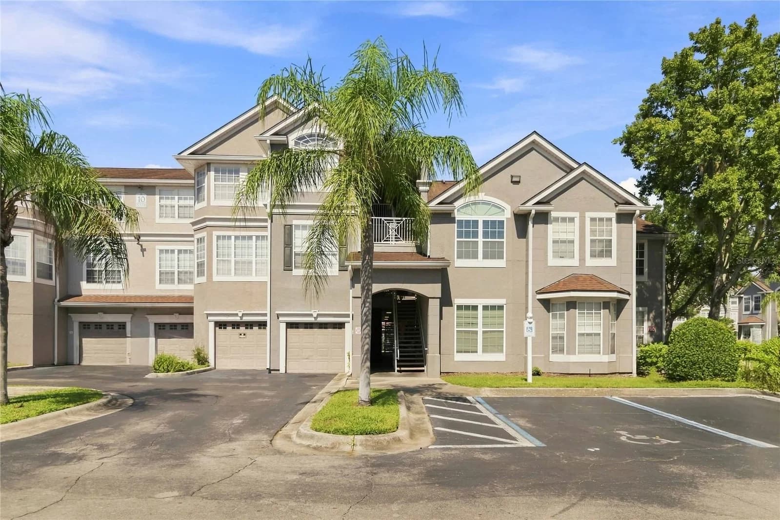 3379 KIRKMAN, Orlando, FL 32811