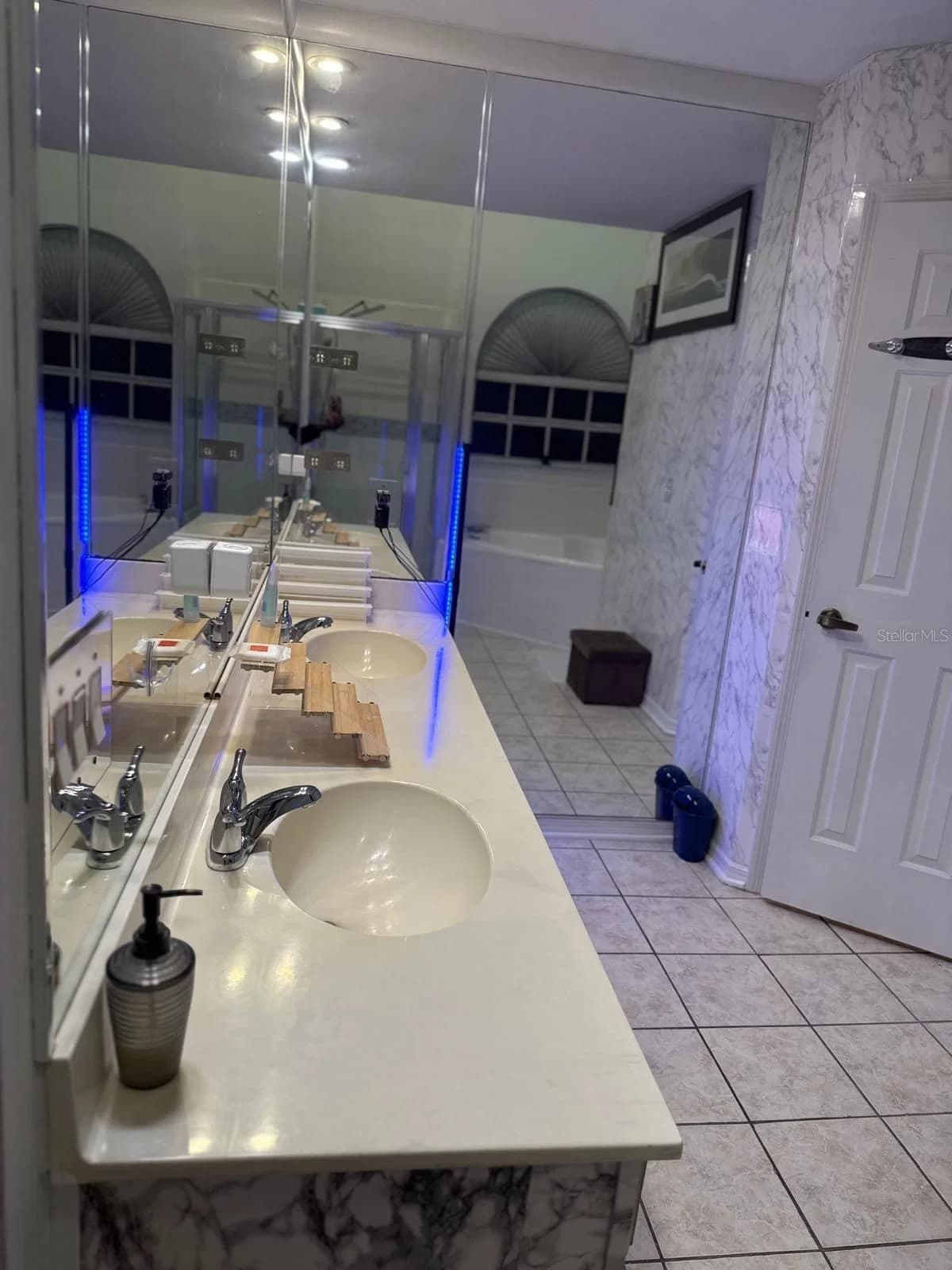 1007 BYERLY 2