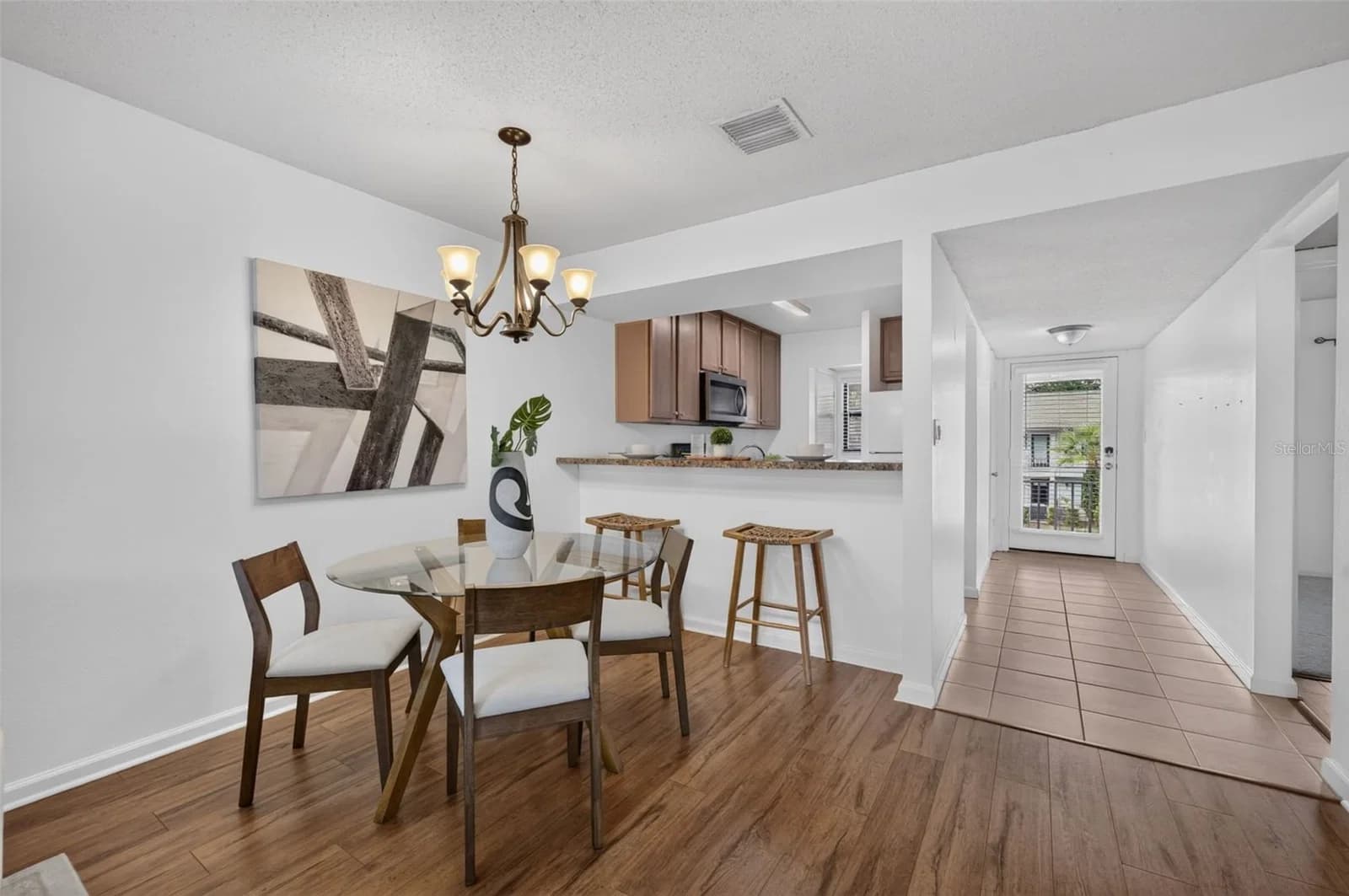 3004 PLAZA TERRACE 3