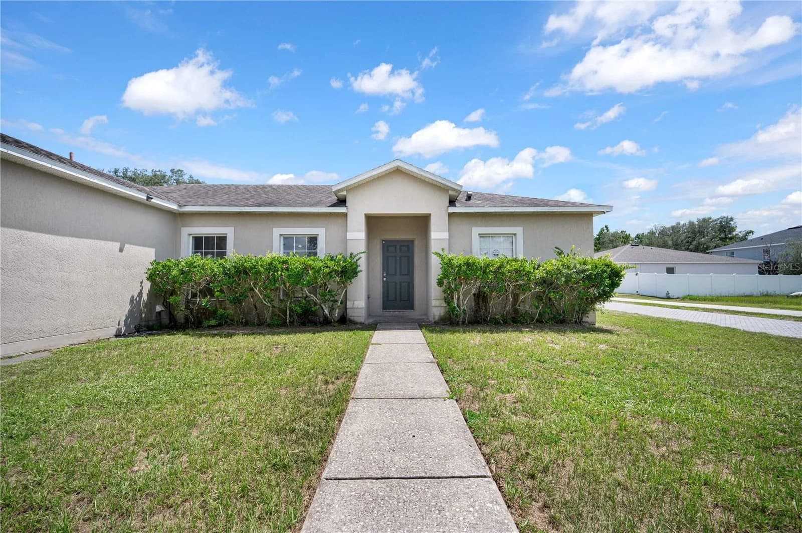 433 LAKEVIEW, Poinciana, FL 34759