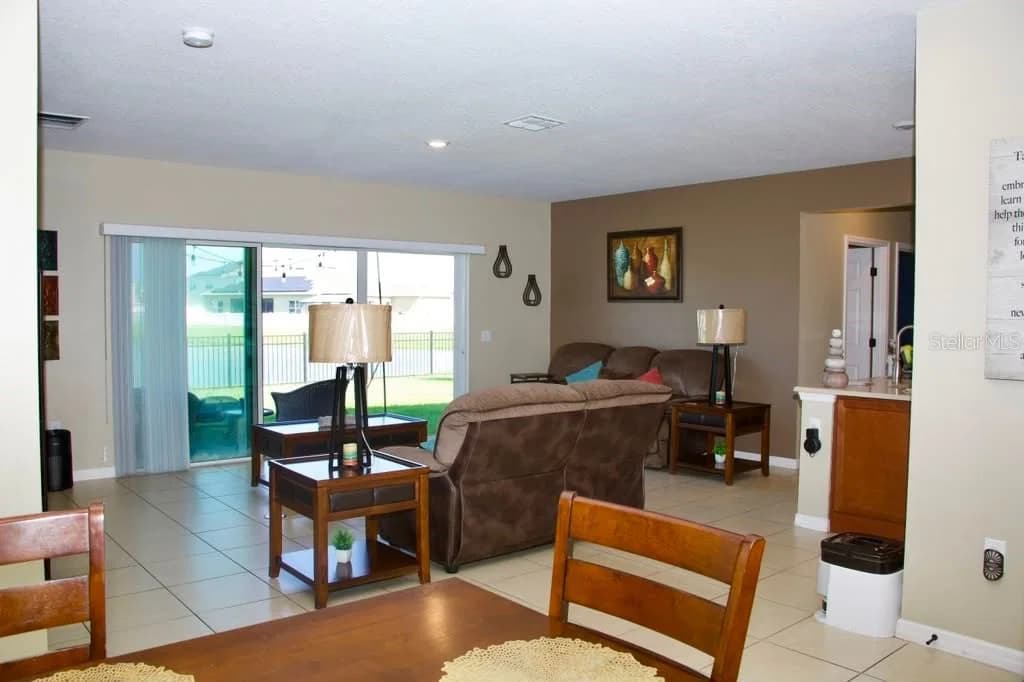 411 BLUE LAKE 4