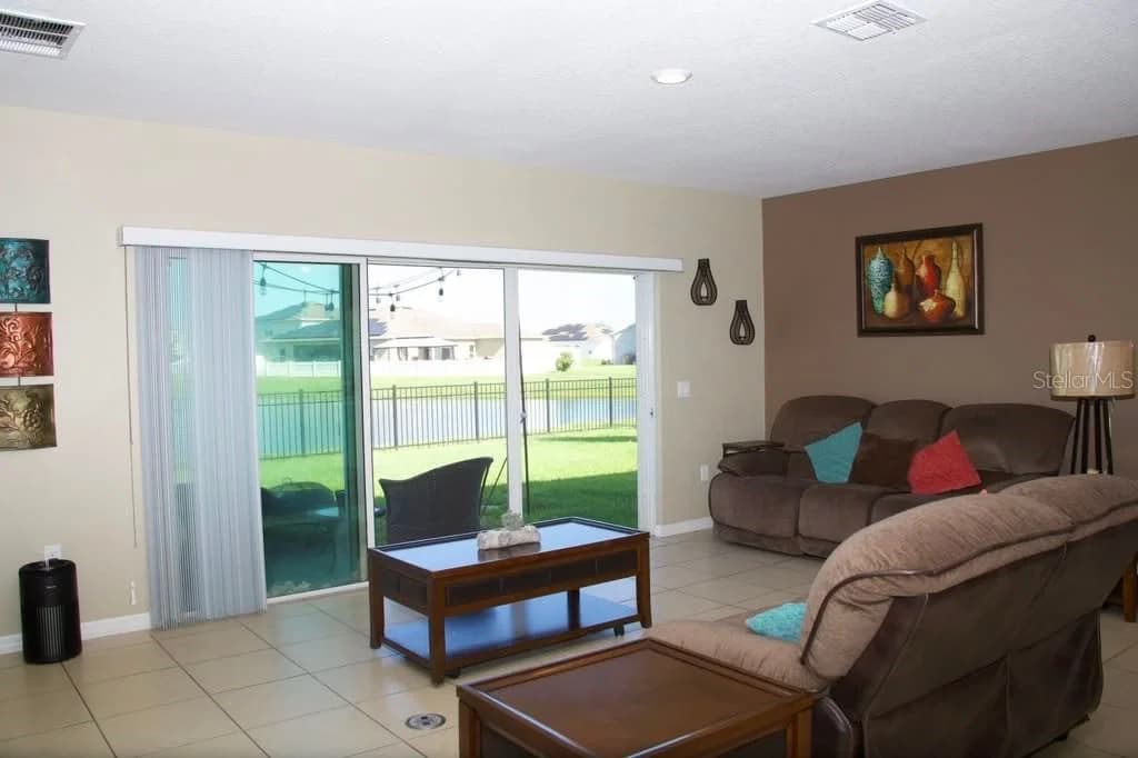 411 BLUE LAKE 5