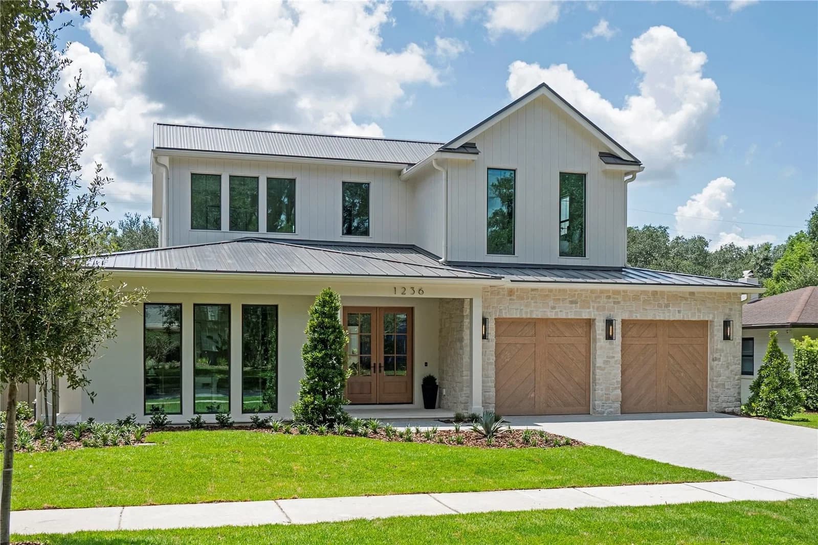 1236 CHICHESTER, Orlando, FL 32803