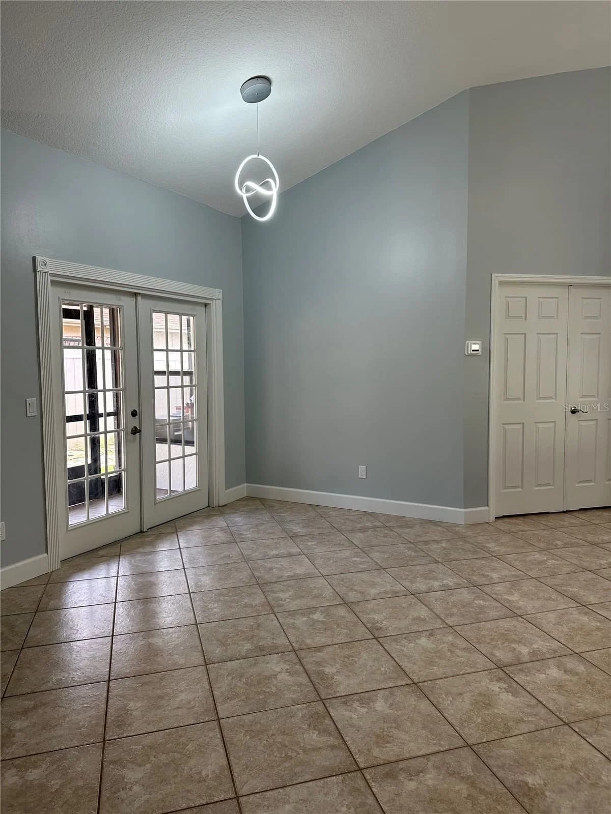 7357 SPRING VILLAS CIR 3