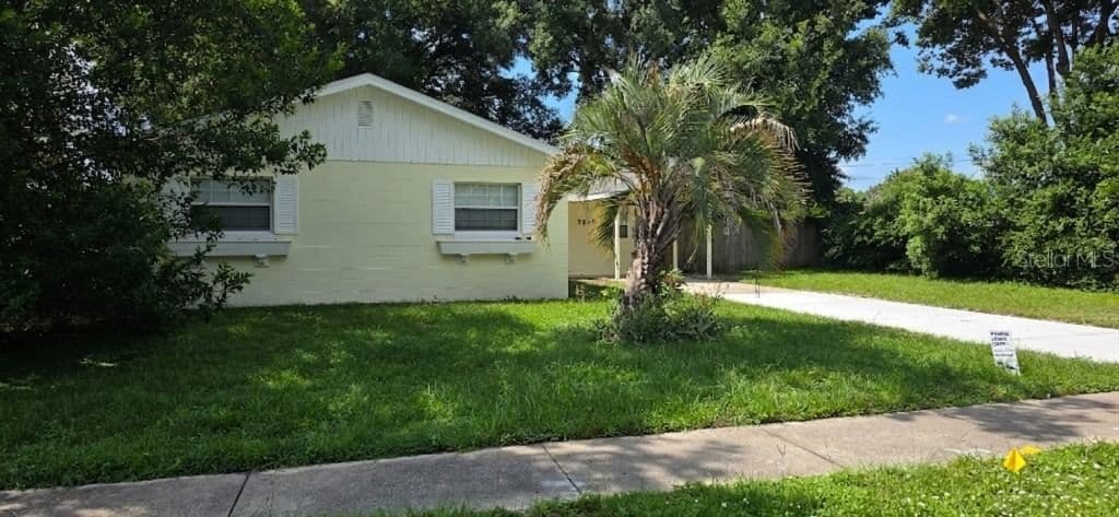 7670 STRATFORD Boulevard, Orlando, FL 32807 3