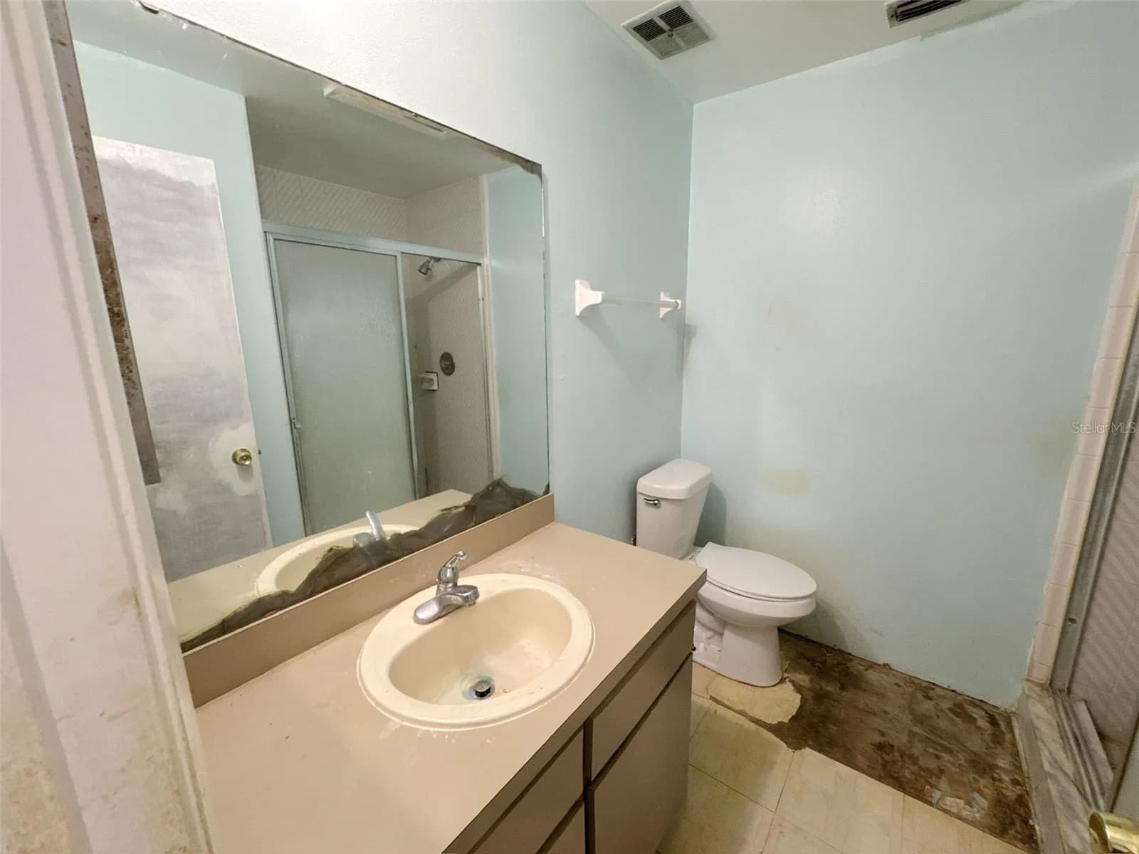 762 KINGS COVE 3