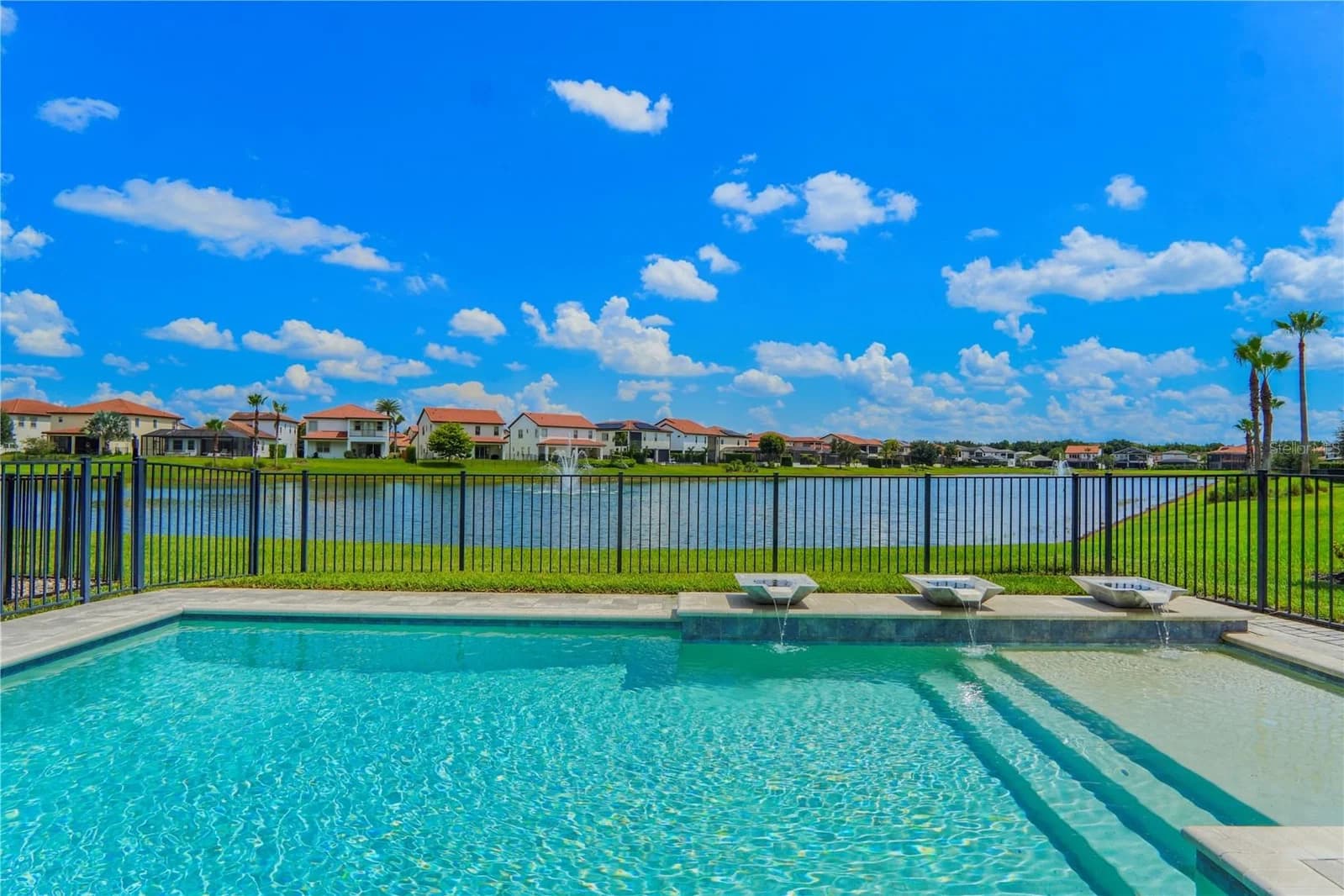10427 ROYAL CYPRESS 2