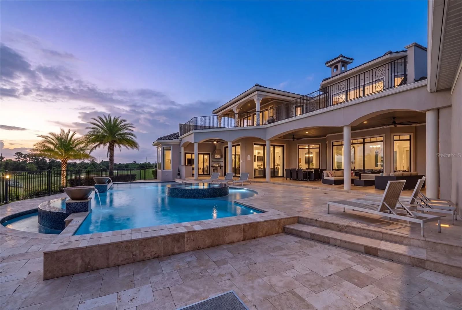 7829 PALMILLA 2