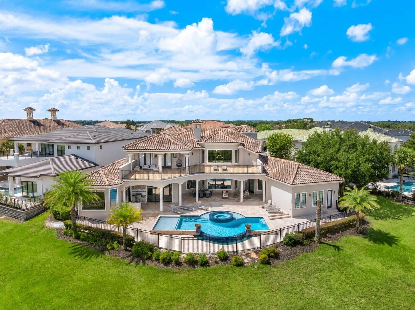 7829 PALMILLA 4