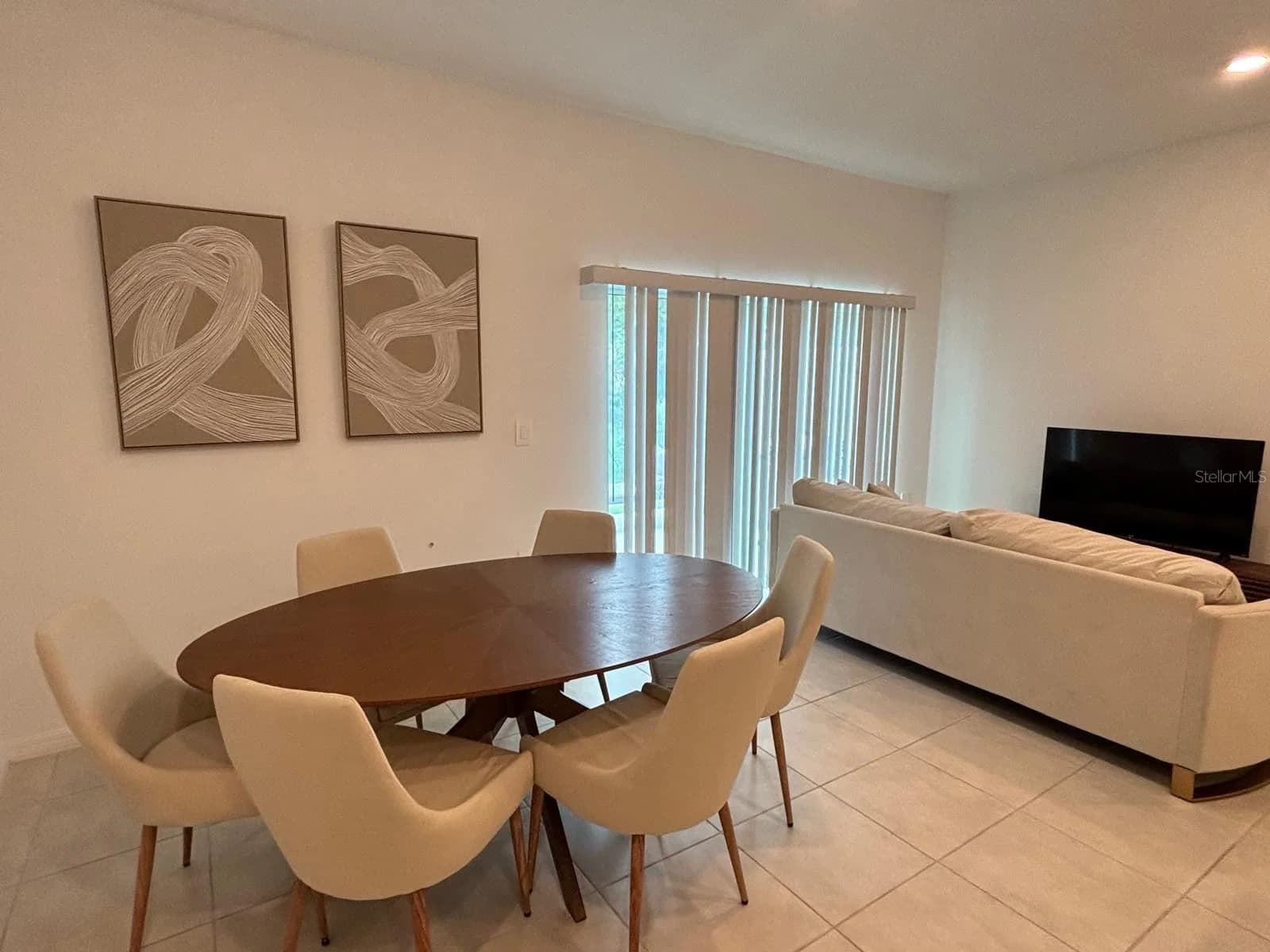 3583 MAYFAIR 4