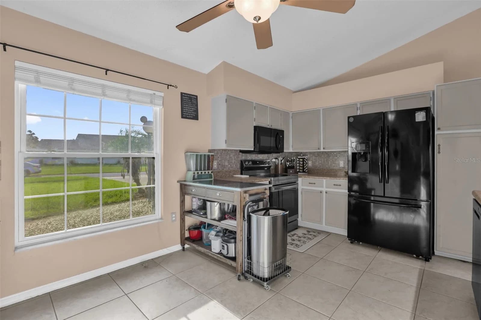 418 GROVEPARK 5