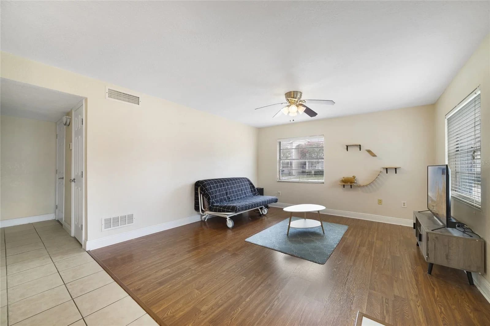 2541 ALAFAYA 5