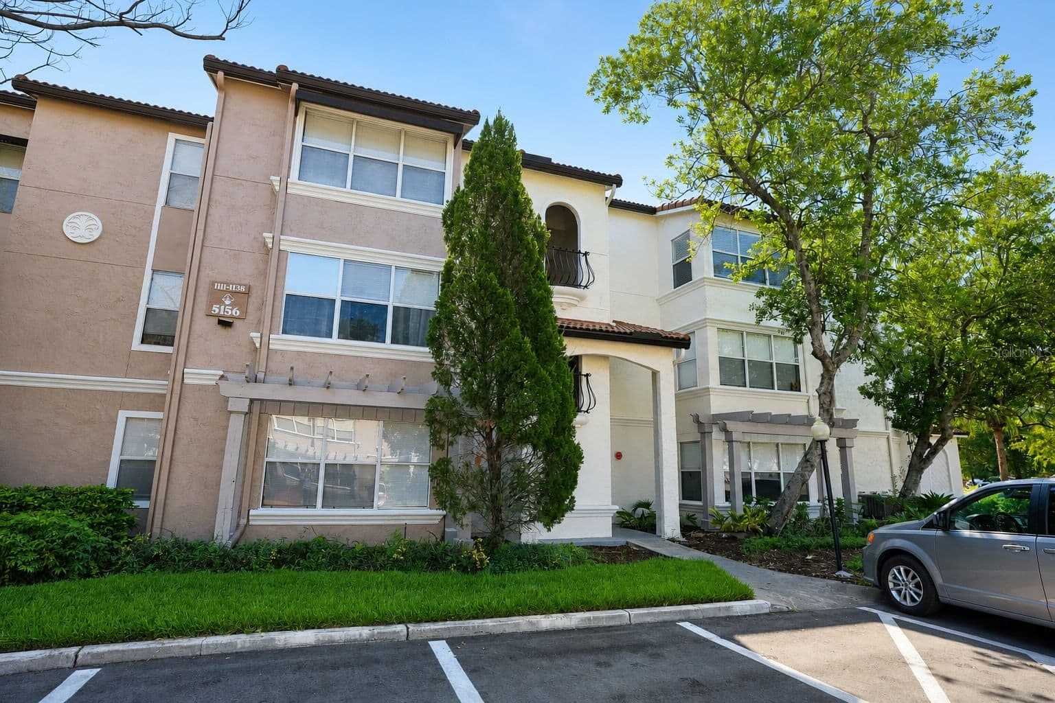 5156 CONROY, Orlando, FL 32811