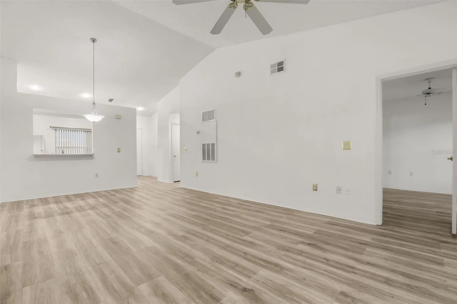13324 FAIRWAY GLEN 3