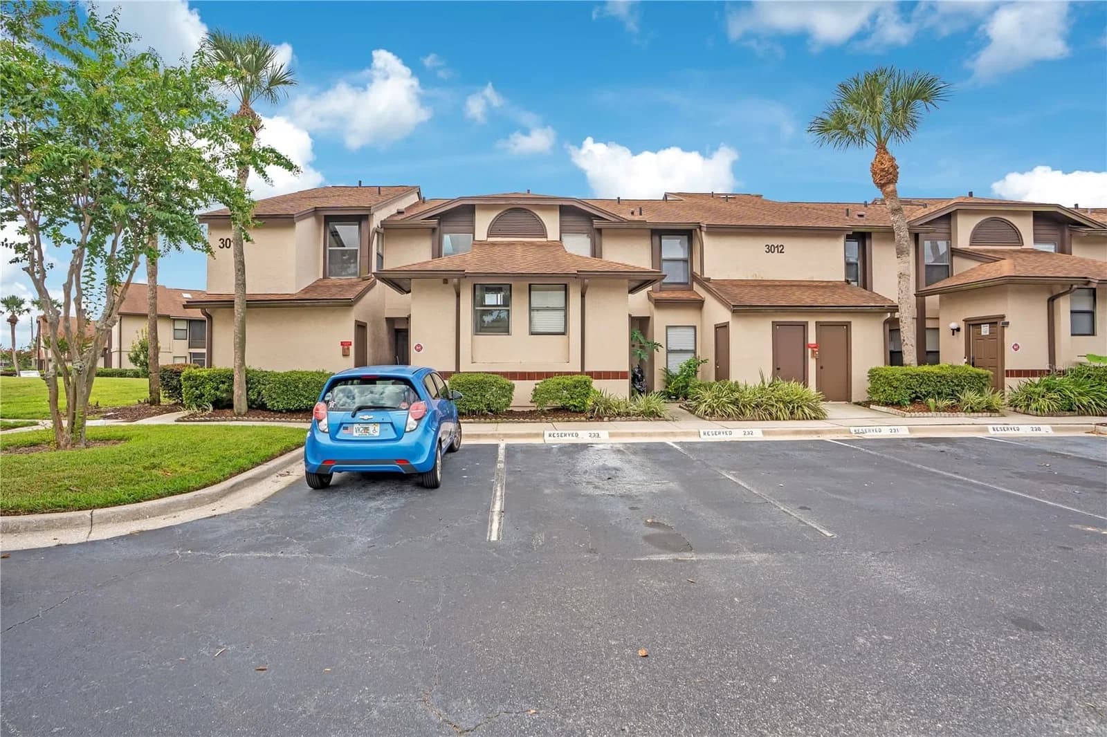 3012 SEMORAN, Orlando, FL 32822