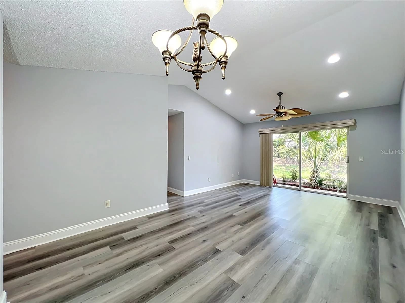 5440 MICHIGAN 5