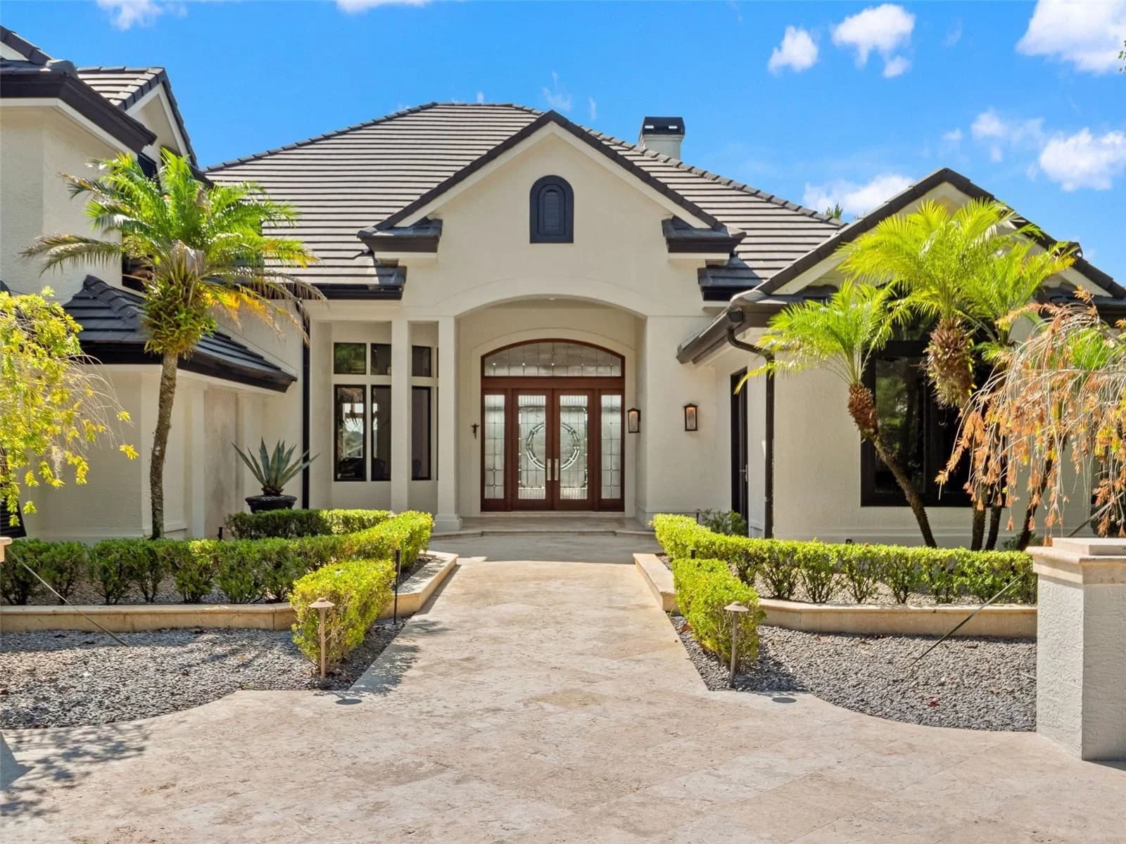 9222 SLOANE 5