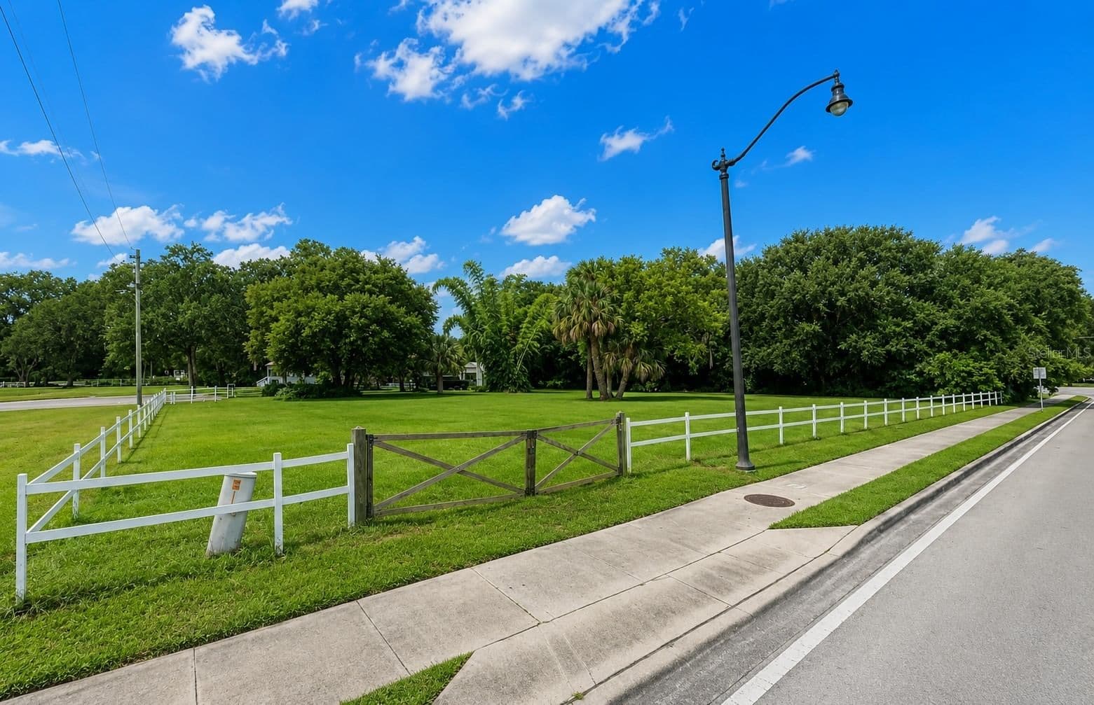 505 LAKE, Kissimmee, FL 34744