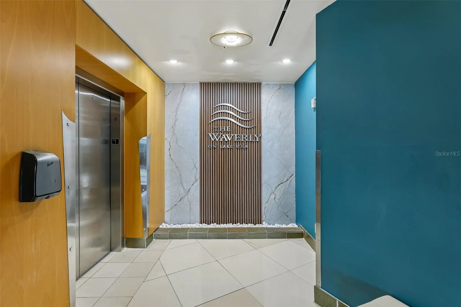 322 CENTRAL 3