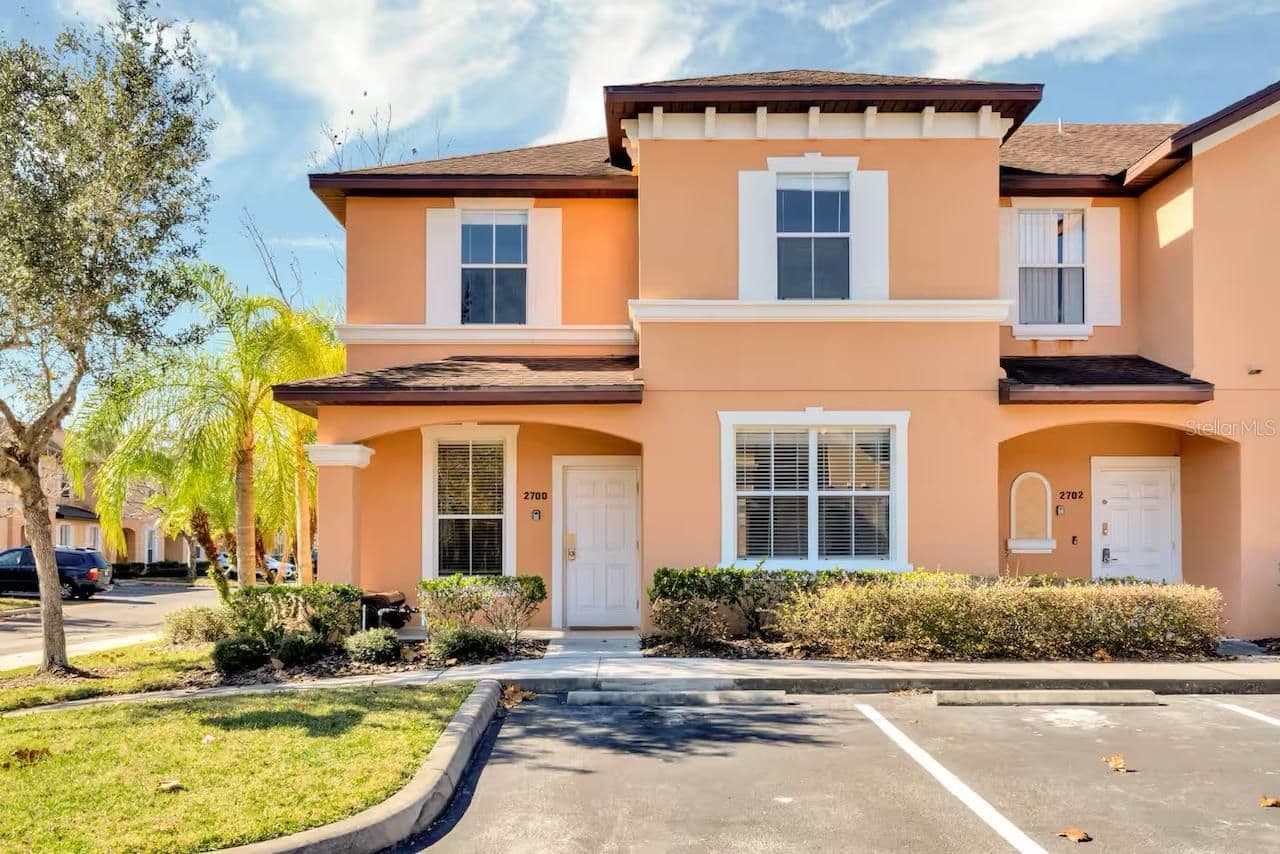 2700 CAMARO, Kissimmee, FL 34746