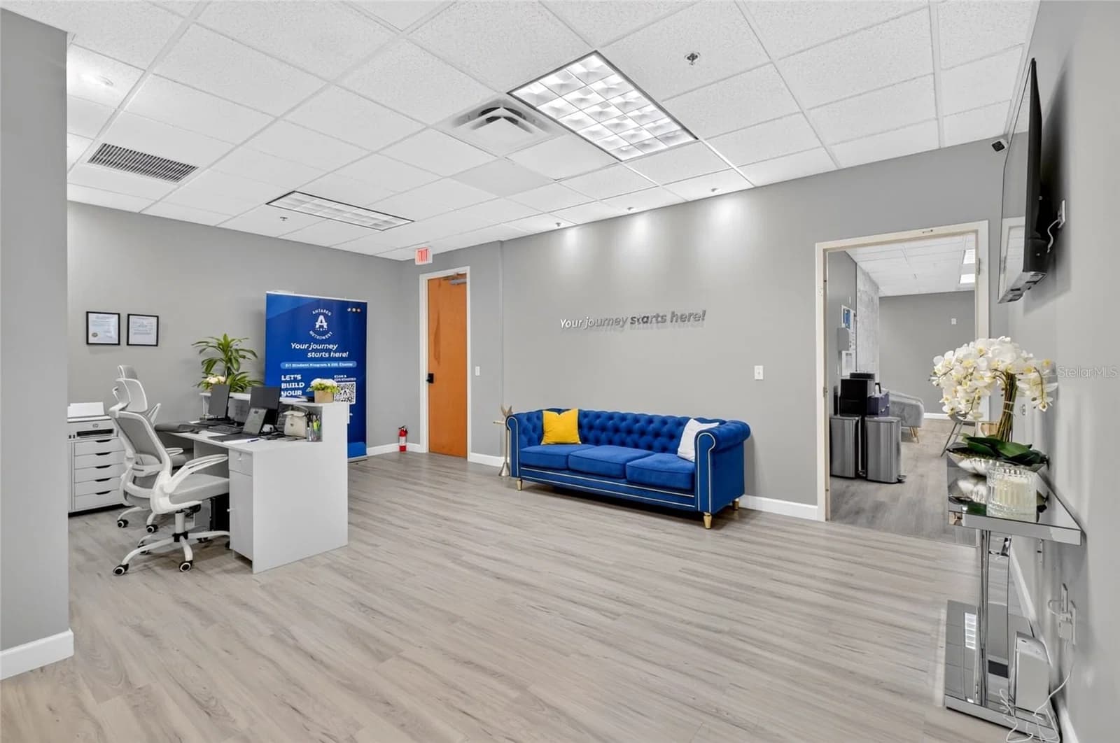 6200 METROWEST 2