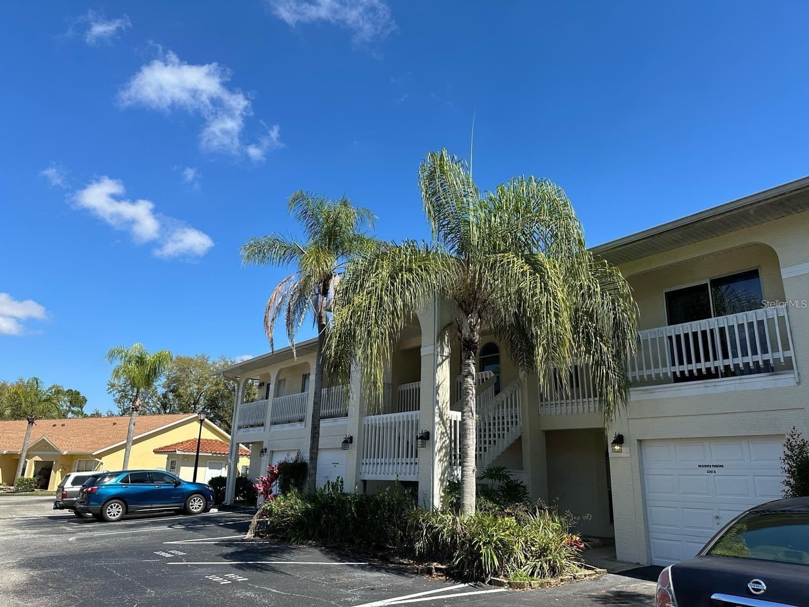 3205 SABAL PALMS 2