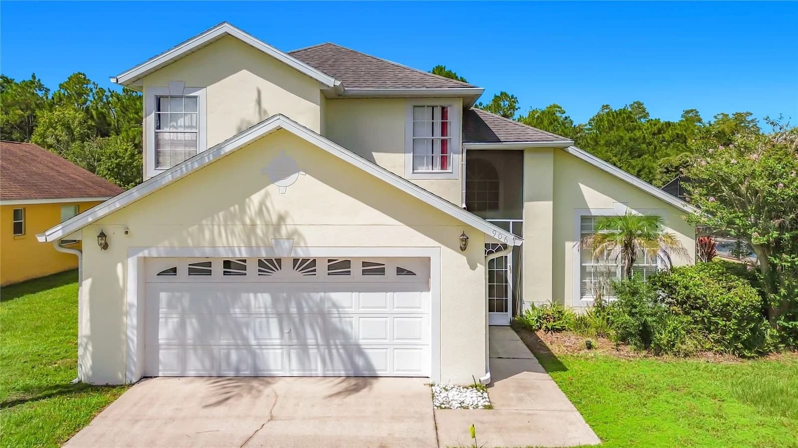 906 MONTANA, Davenport, FL 33897