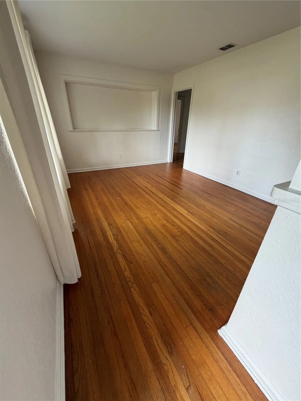 2501 VIRGINIA 3