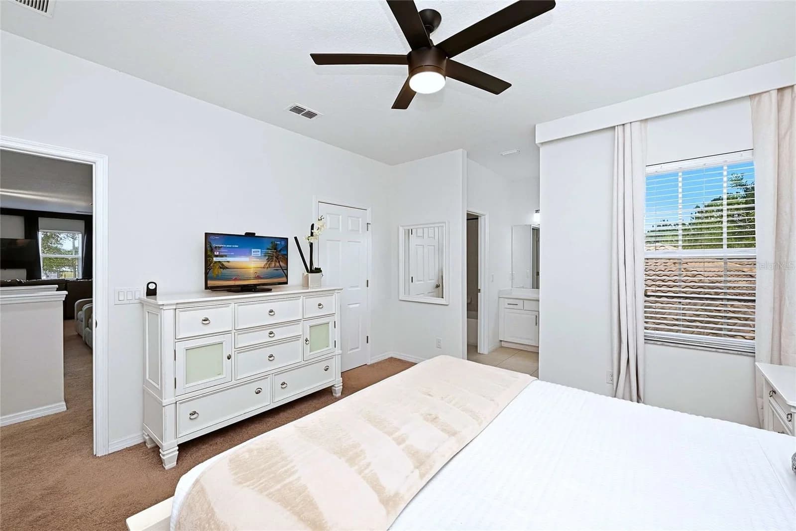 4035 OAKRISE 5