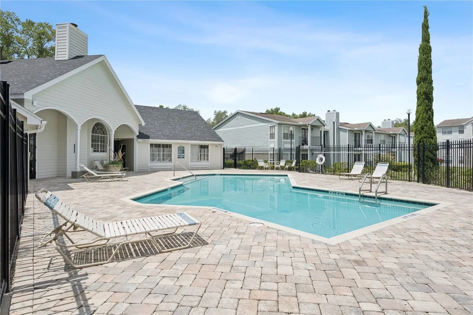 2550 ALAFAYA 5