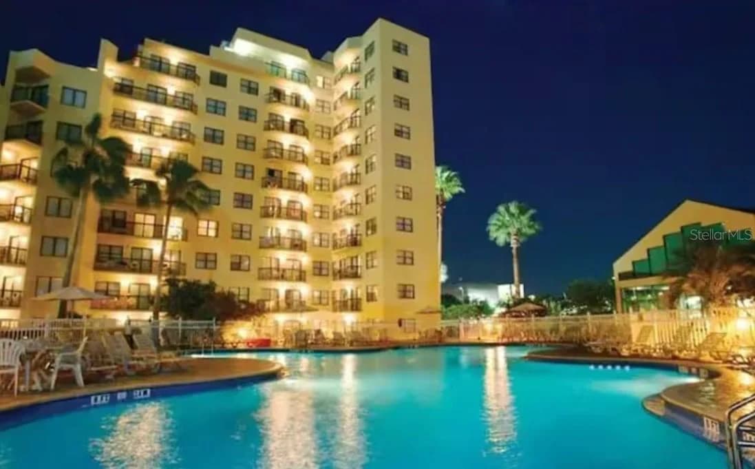 6165 CARRIER, Orlando, FL 32819