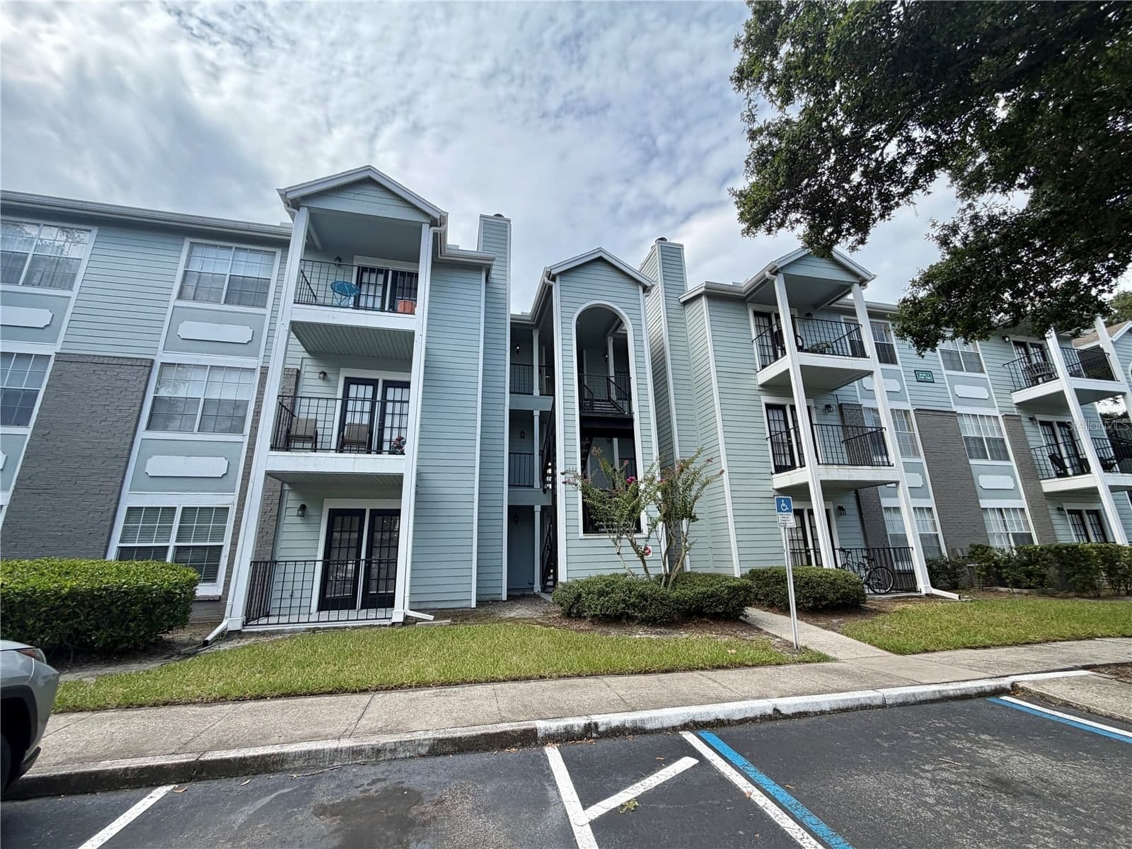 2550 ALAFAYA, Orlando, FL 32826