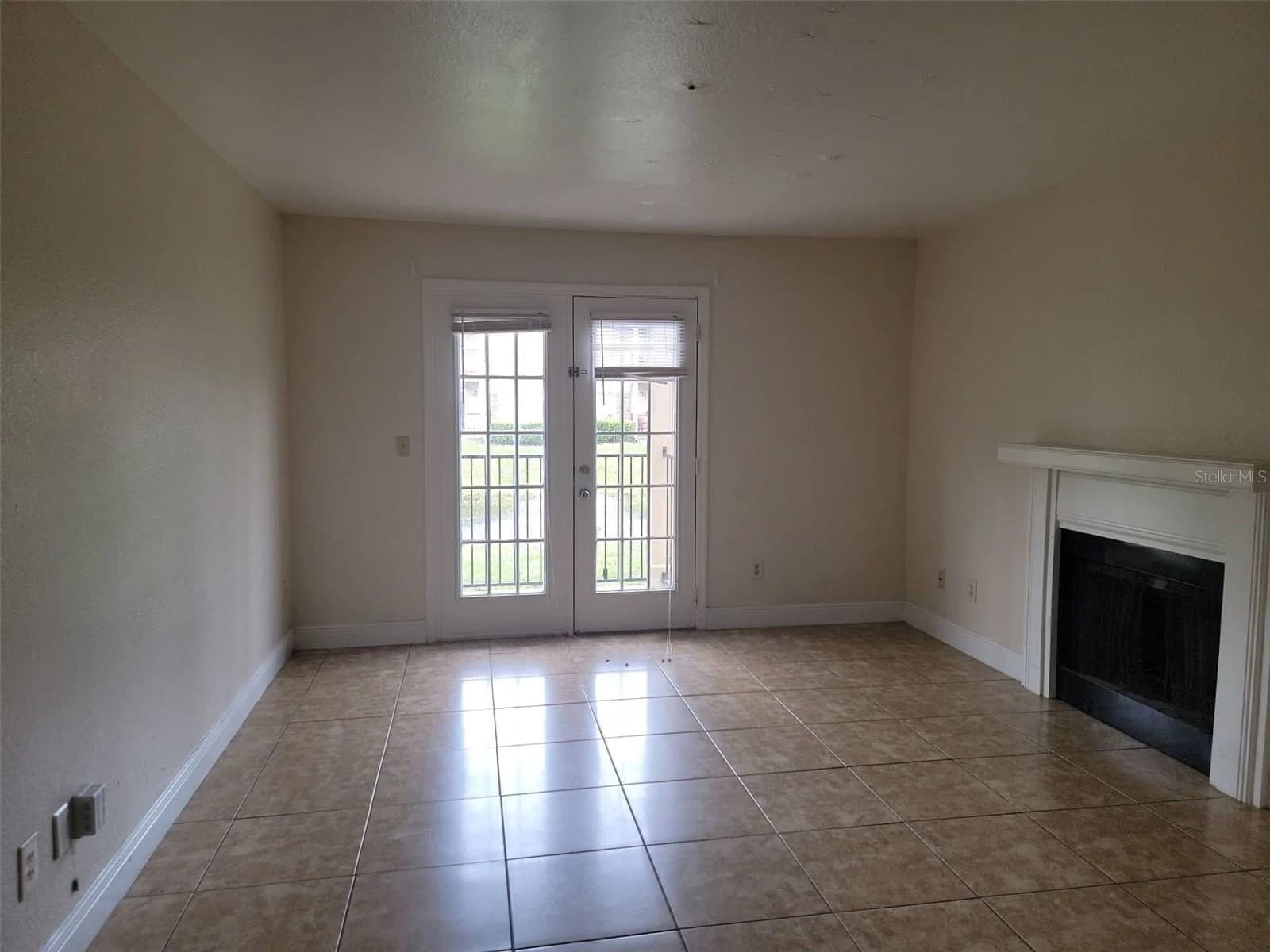 2550 ALAFAYA 4