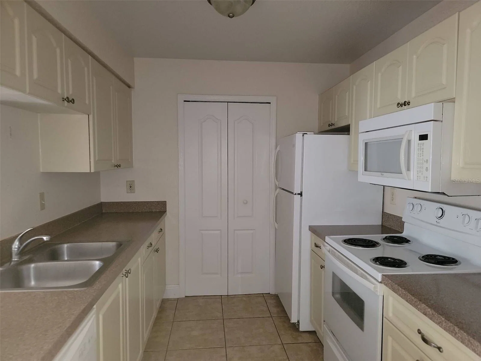 2550 ALAFAYA 5