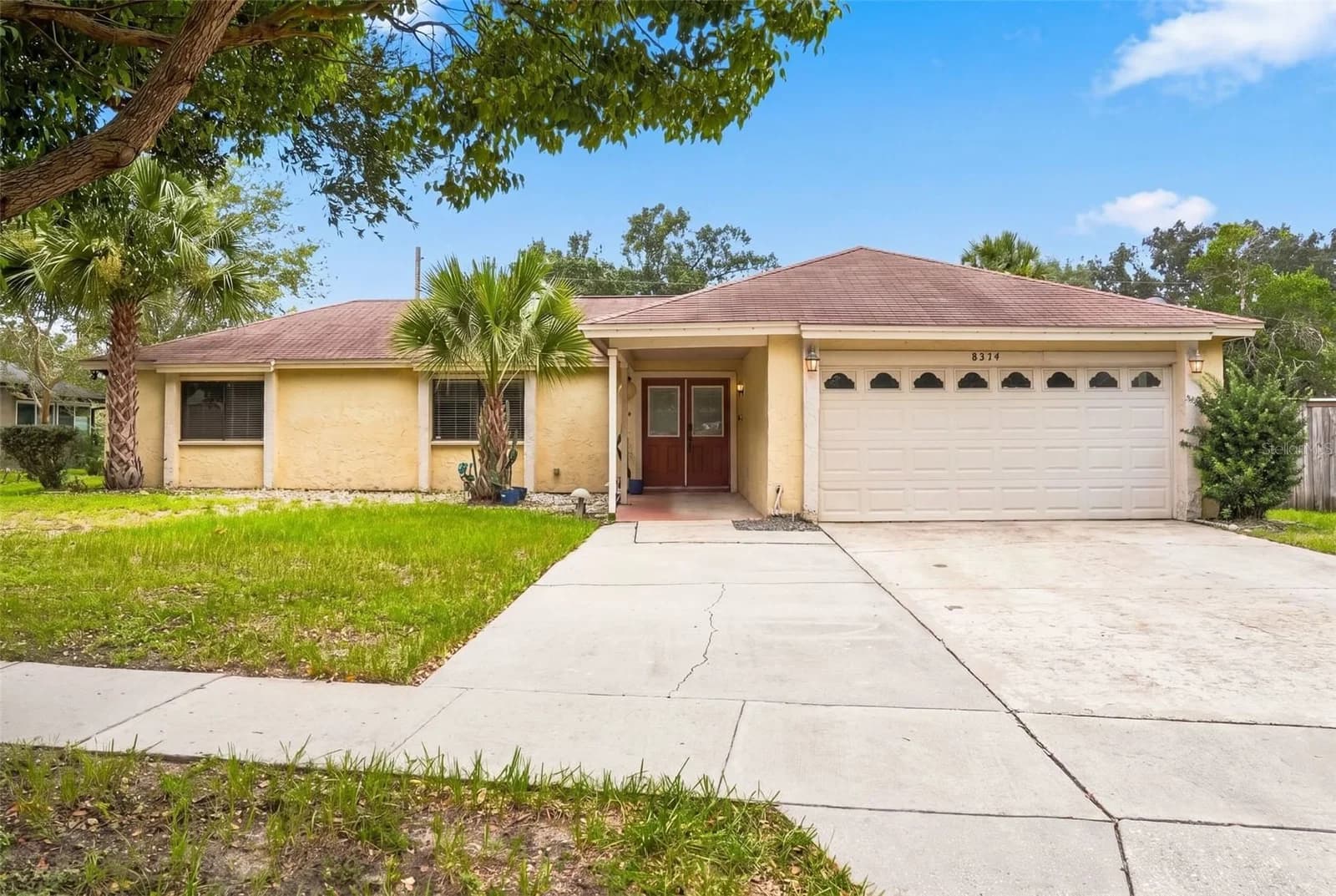 8334 CROSSWICKS, Orlando, FL 32819