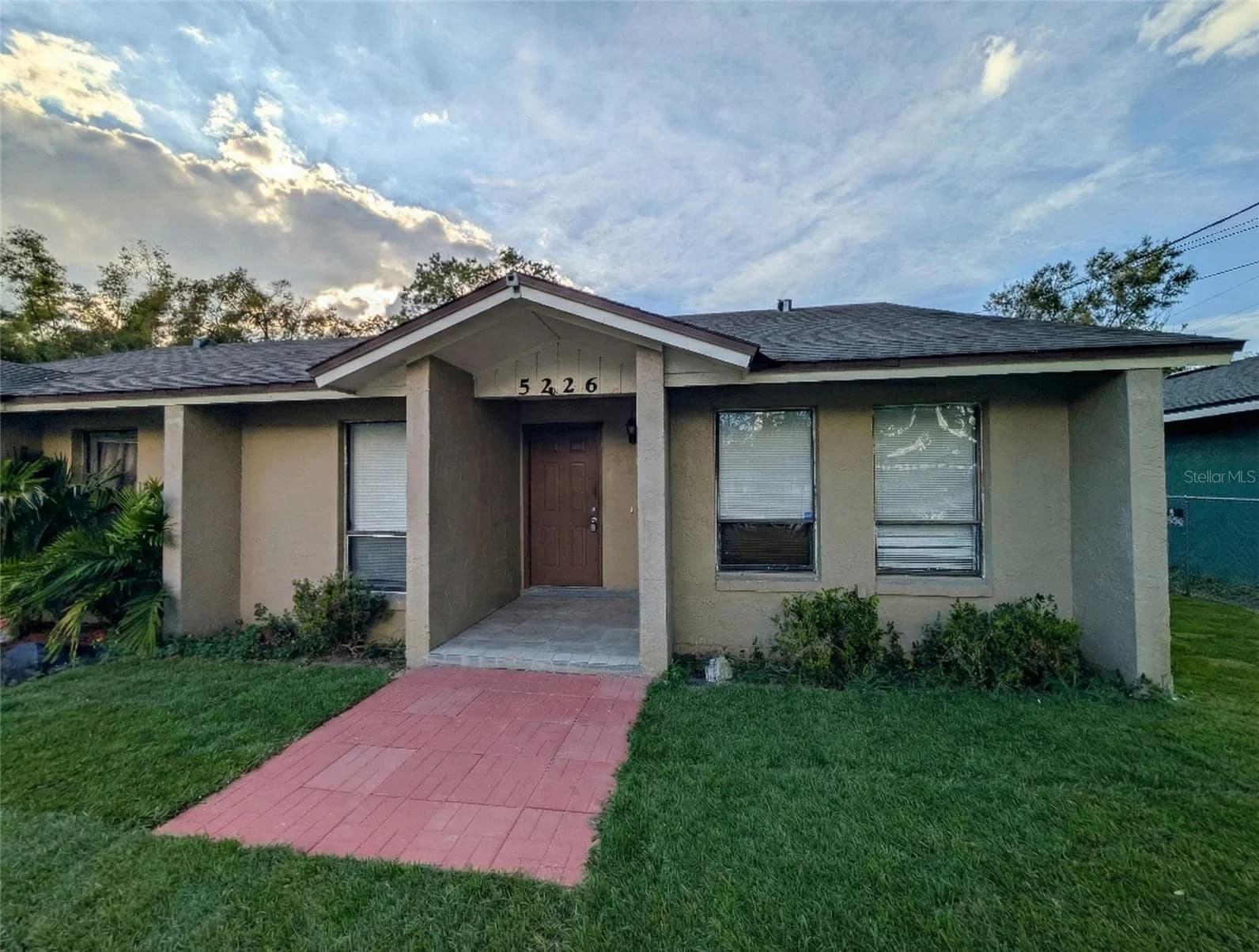 5222 2ND, Orlando, FL 32810