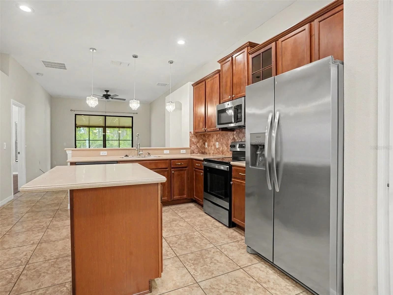 2721 EAGLE CLIFF 5